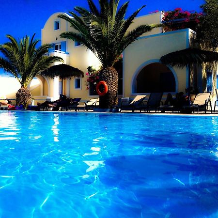 Zephyros Hotel Kamári エクステリア 写真