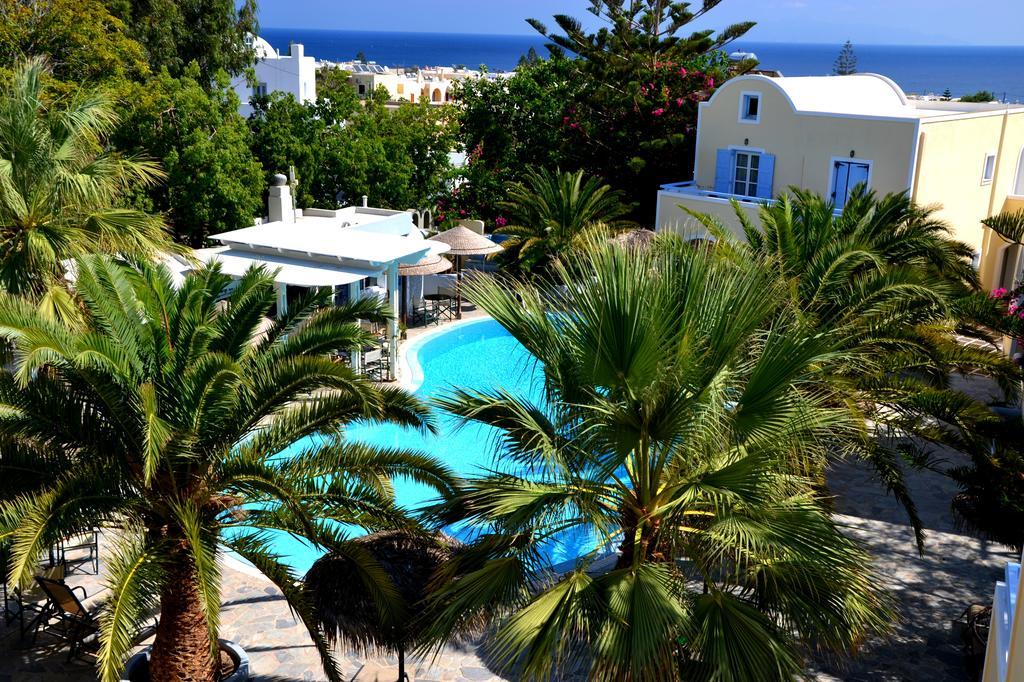 Zephyros Hotel Kamári エクステリア 写真